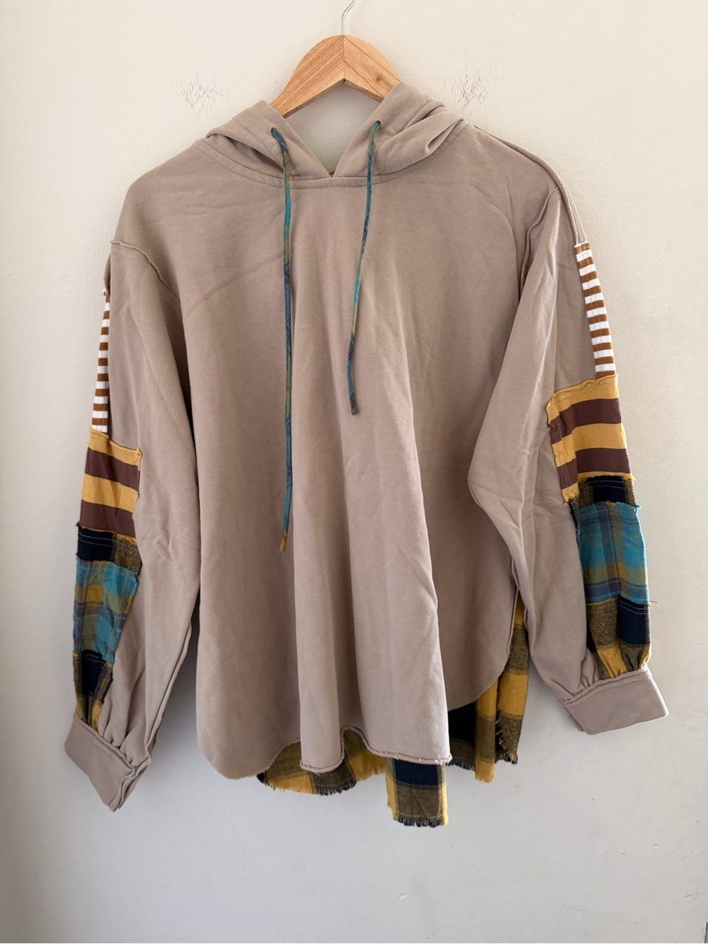 NWOT Easel Mixed Media Patchwork Plaid Back Hoodie Pullover Raw Hem Taupe L